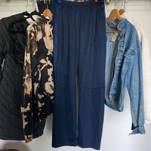 Navy Nike sweatpants size M NWOT